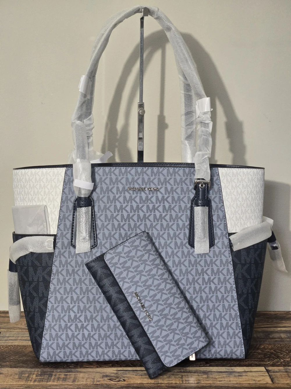 Michael Kors Voyager Color-Block Tote And Wallet Set